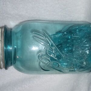Mason Jar with ceramic lid